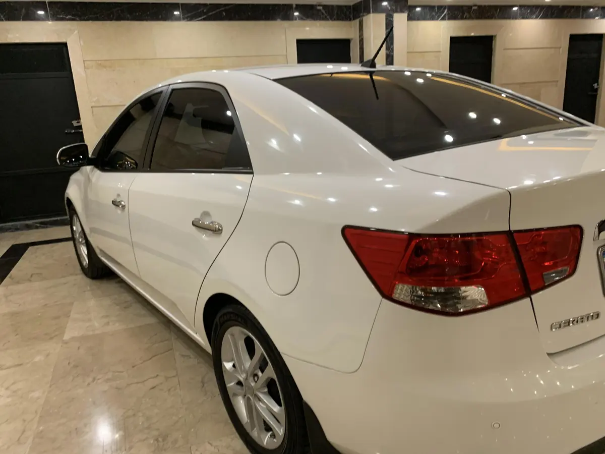 کیا،  سراتو (مونتاژ)
