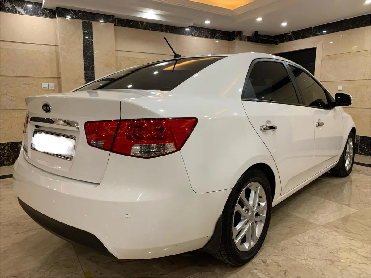 کیا،  سراتو (مونتاژ)