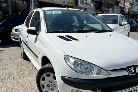 پژو، 206