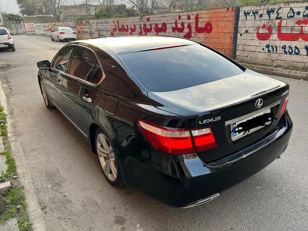 لکسوس  LS