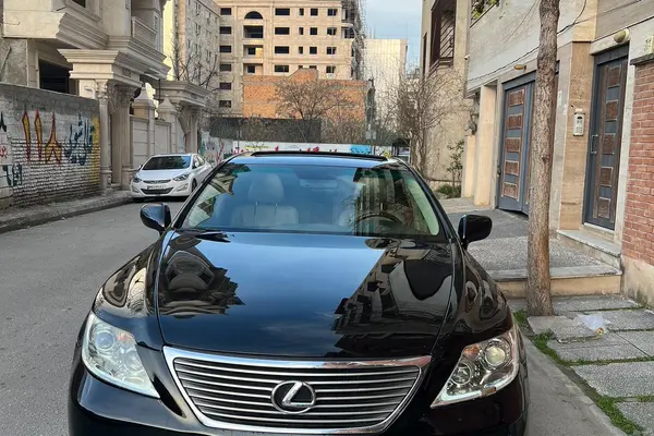 لکسوس  LS