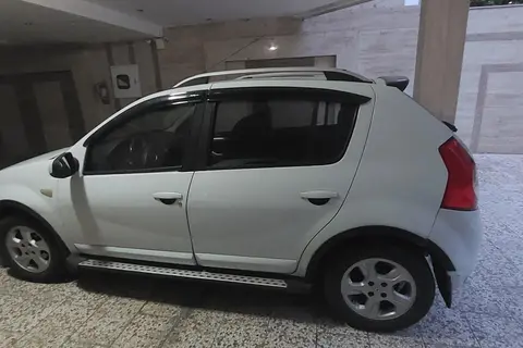 رنو، ساندرو