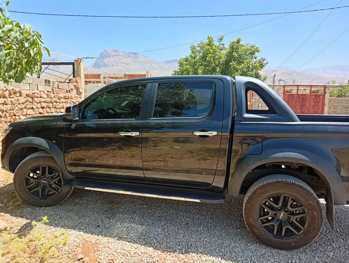 کی ام سی،  T8
