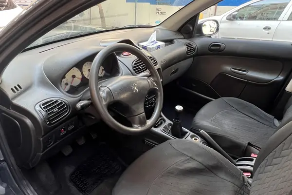 پژو  206 SD