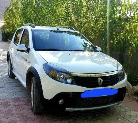 رنو، ساندرو استپ وی