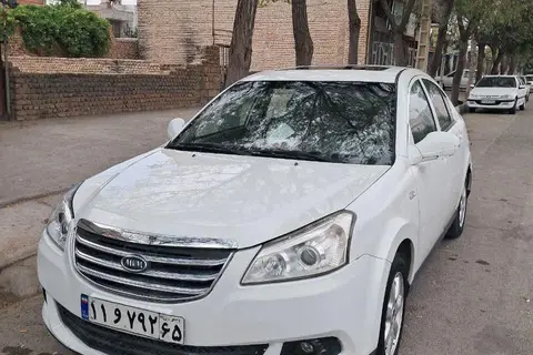 ام وی ام، 550