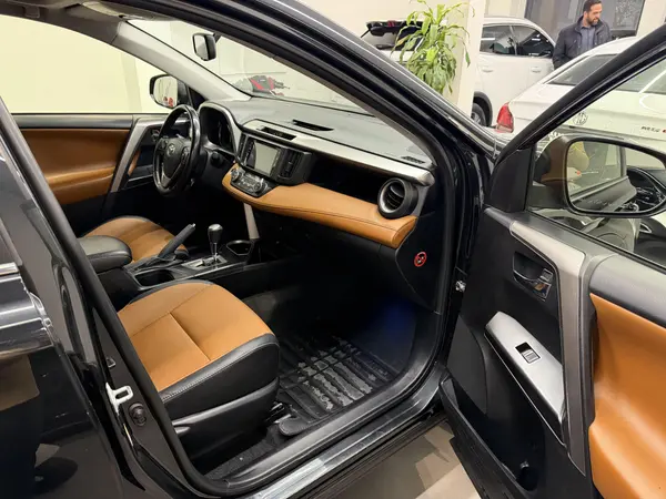 تویوتا، راوفور