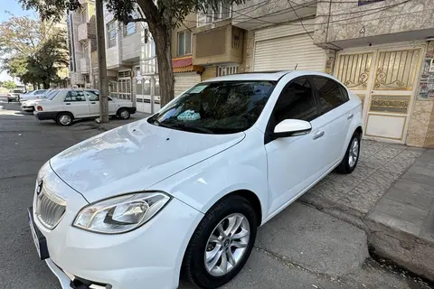 برلیانس، H330