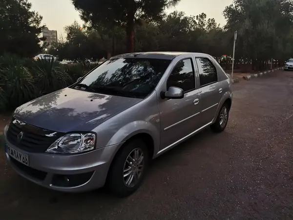 رنو، تندر 90