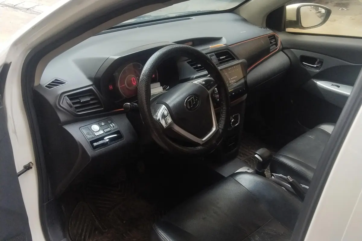 لیفان،  X50
