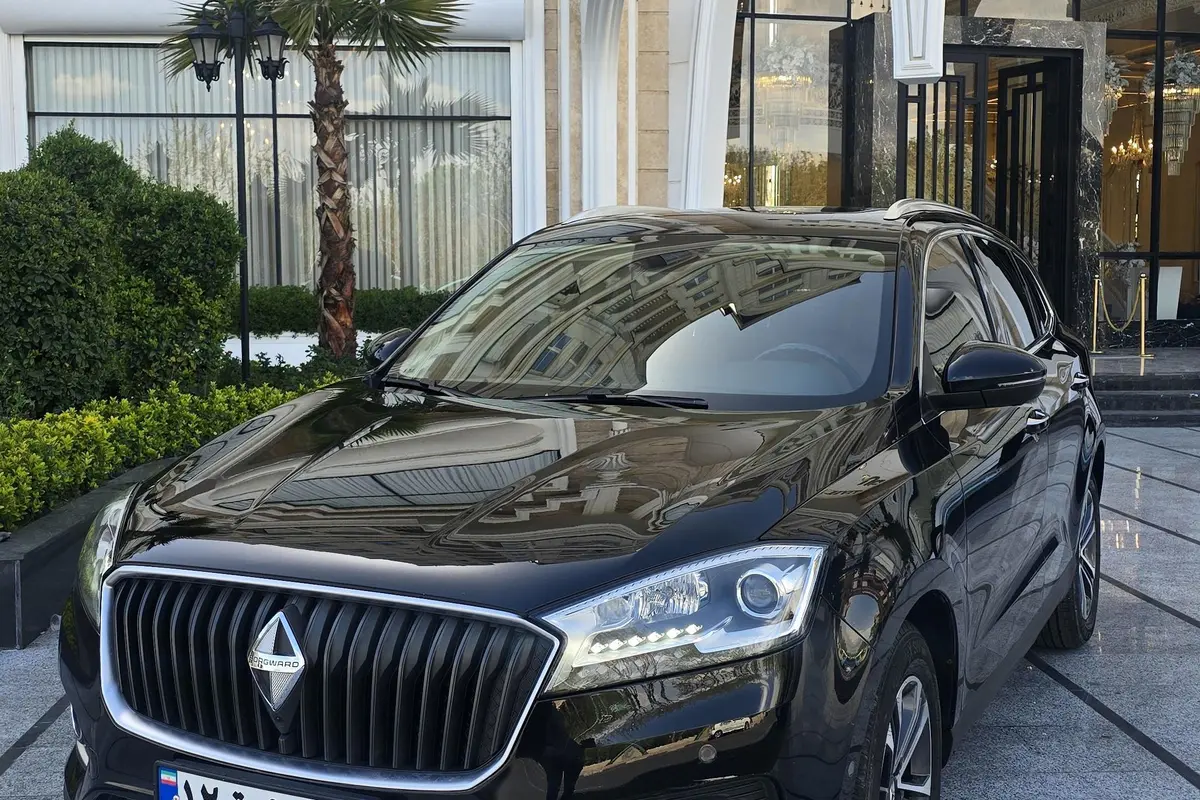 بورگوارد  BX7