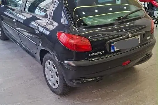 پژو،  206