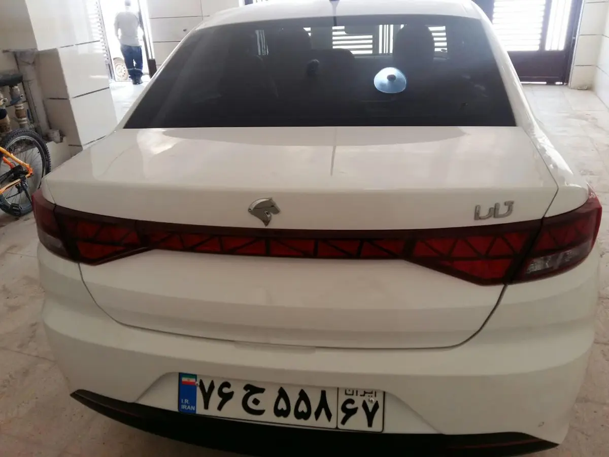 تارا،  دنده ای V1