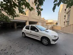 پژو، 206