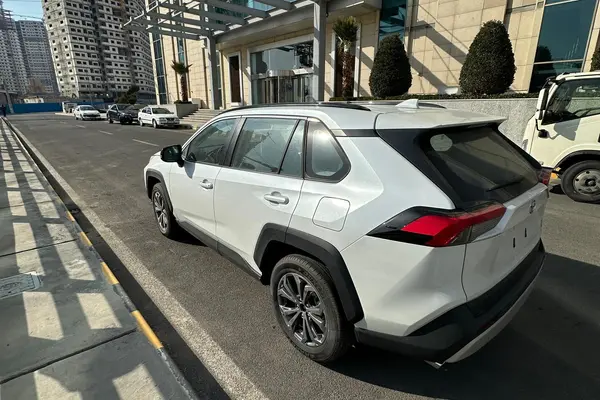 تویوتا، راوفور