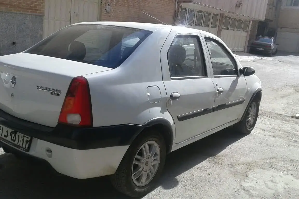 رنو،  تندر 90