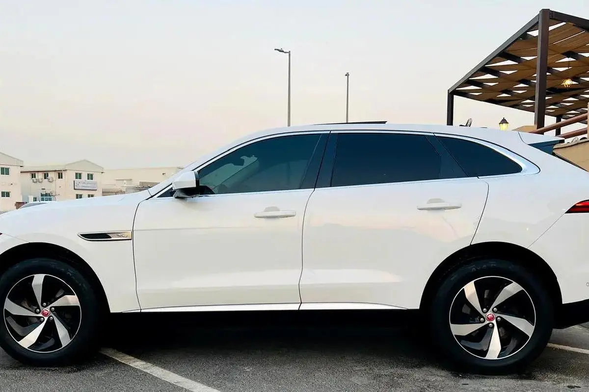 جگوار،  F TYPE