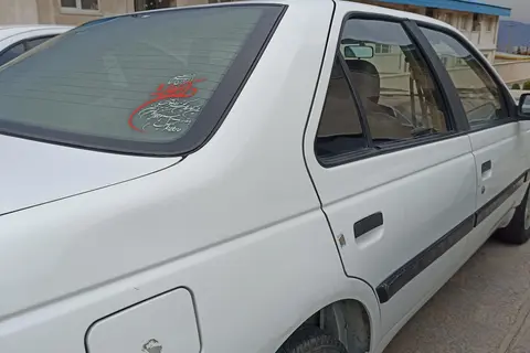 پژو، 405