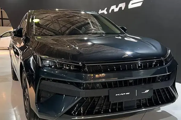 پیش فروش کی ام سی، J7