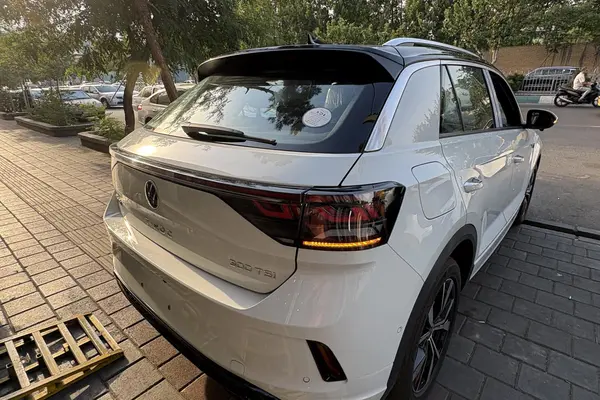 فولکس  تی راک