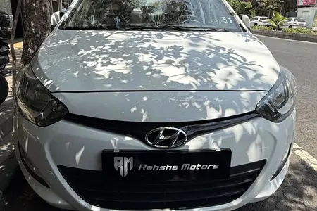 هیوندای i20