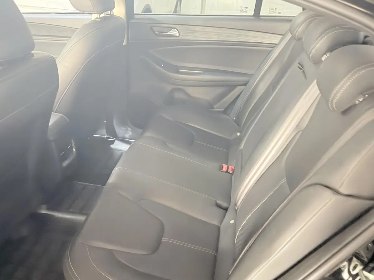 ام وی ام  آریزو 5ev
