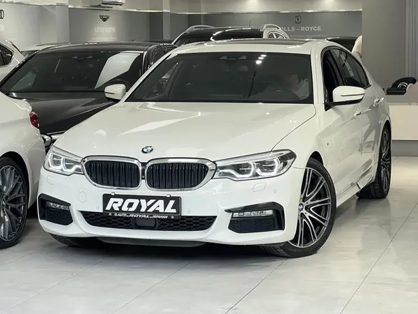 ب ام و، سری 5 سدان