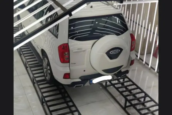 ام وی ام  X33 S