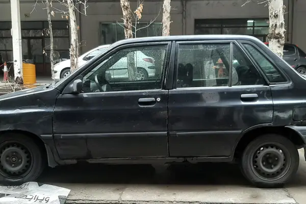 پراید، صندوق دار