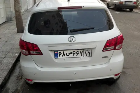 بایک، سابرینا هاچ بک (مونتاژ)