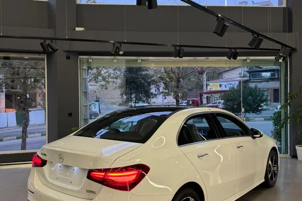 بنز، کلاس A سدان