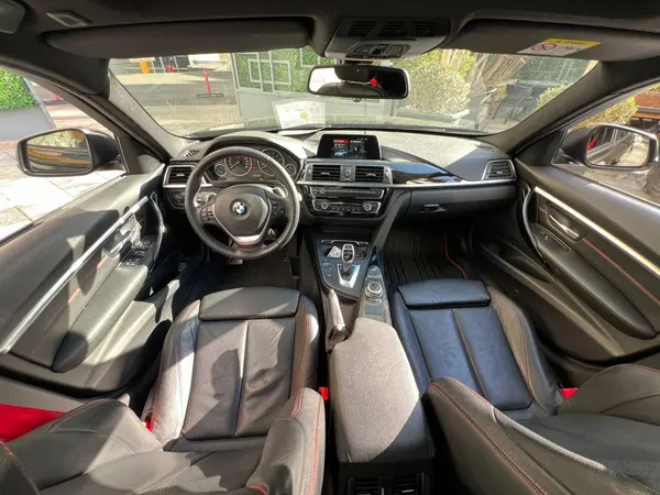 ب ام و، سری 3 سدان