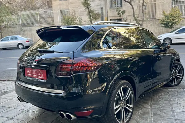 پورشه، کاین