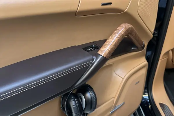 پورشه، کاین