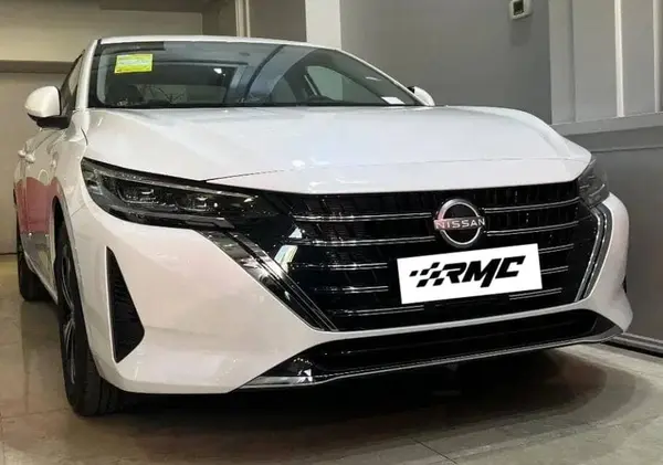 نیسان، سیلفی