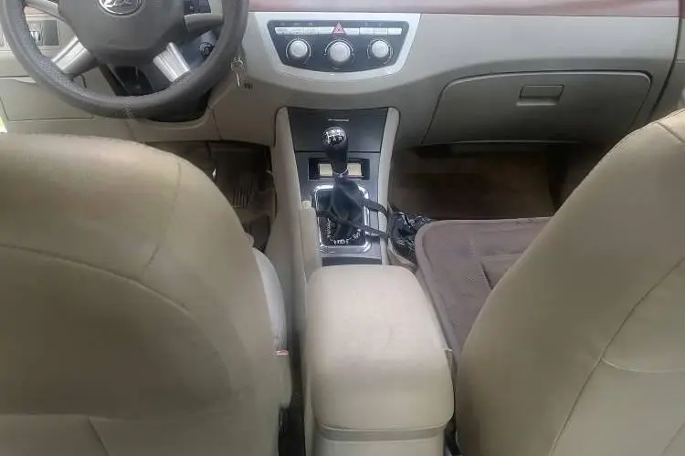 لیفان،  620