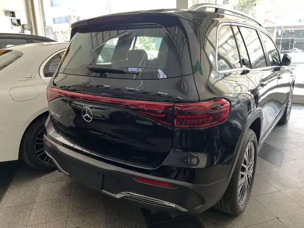 بنز، کلاس EQB