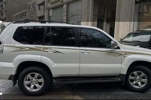 تویوتا، پرادو  چهار در