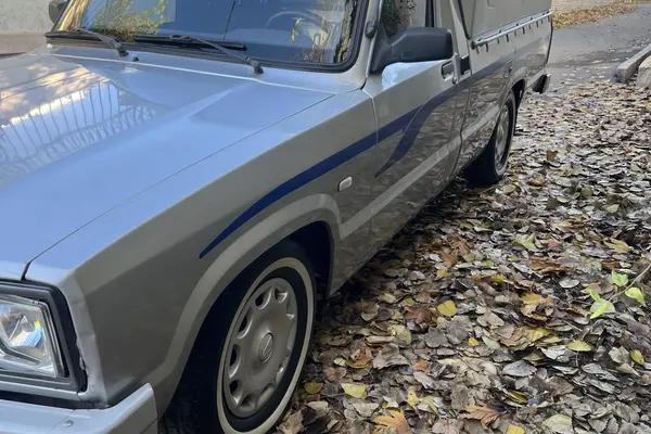 کارا، تک کابین