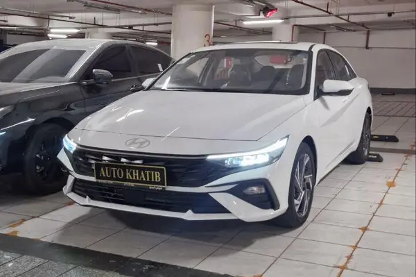 هیوندای، النترا