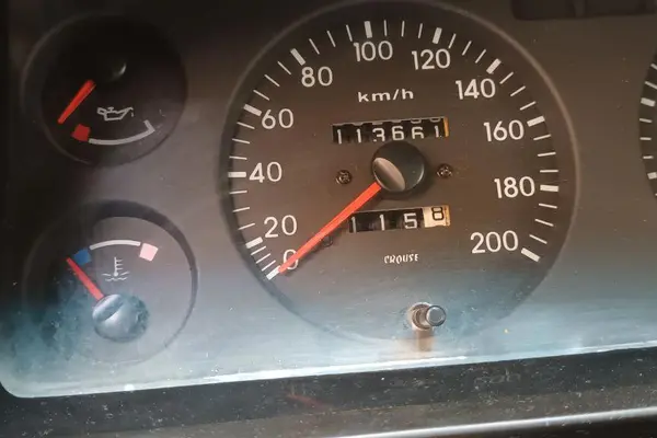 پیکان، سدان