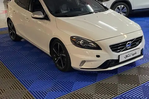 ولوو، V40