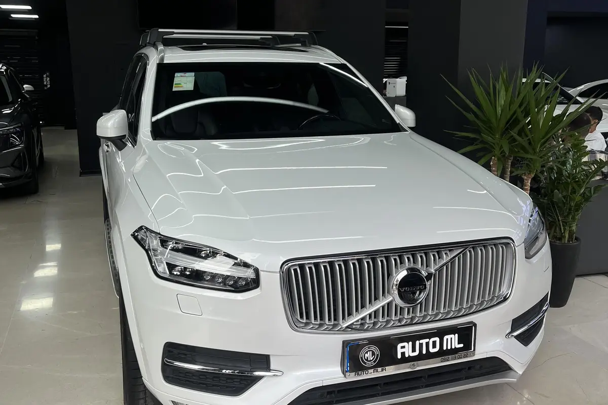 ولوو  XC90