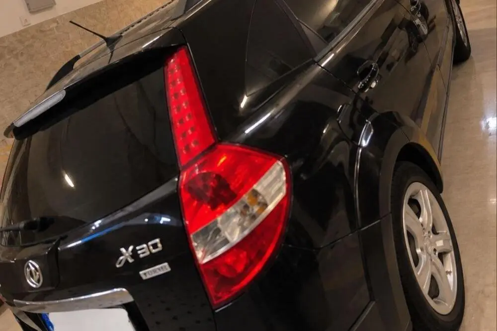دانگ فنگ،  H30 کراس