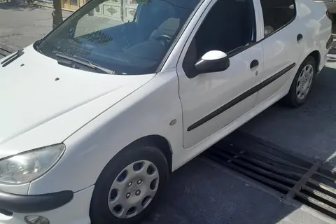 پژو، 206 SD