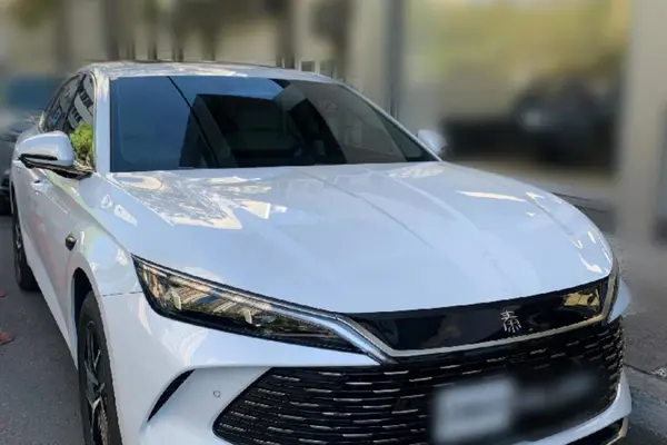 بی وای دی  چین ال DMi