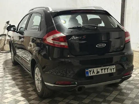 ام وی ام، 315هاچ بک