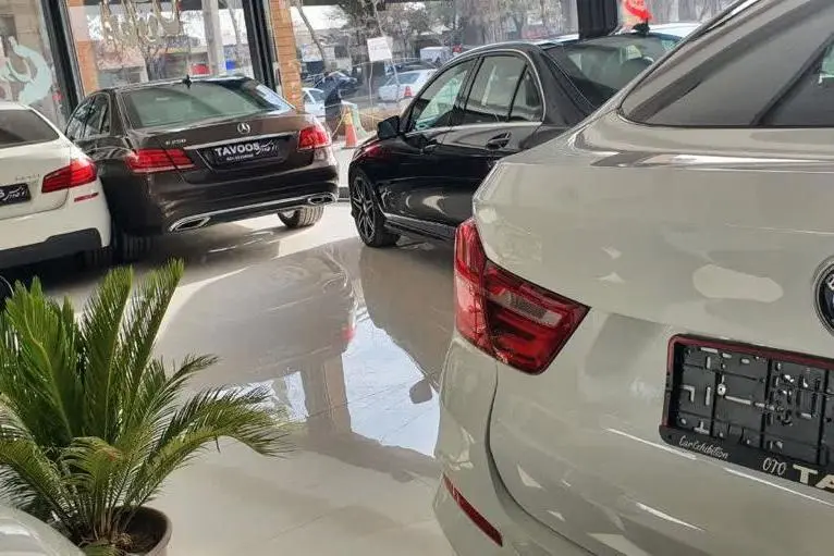 هیوندای  آزرا (گرنجور)