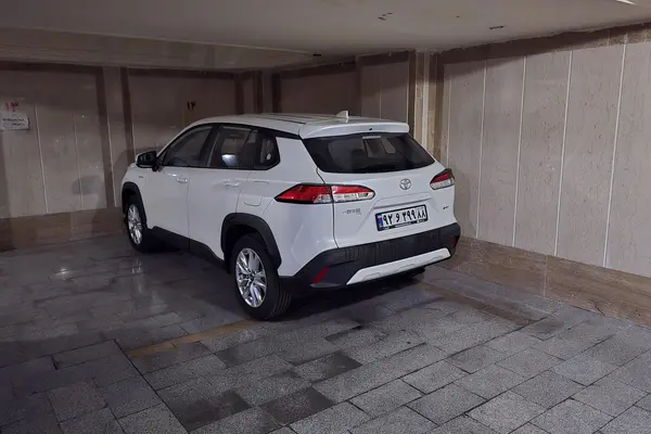 تویوتا، کرولا کراس هیبرید