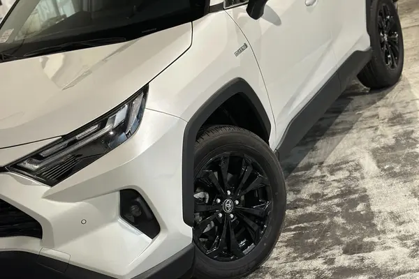 تویوتا، راوفور